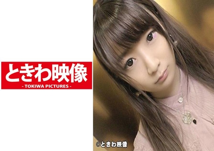 某有名的音乐大学生是清秀系的美少女！被小鸡鸡中出了！某有名的音乐大学生是清秀系白皙迷你系的美少女！在饭店被来回舔小肉棒，晒着色情脸！在艺术系的学生生活好像有很多困难，只靠打工是无法维持的。