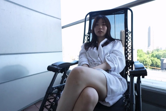 [FC2]如果那不可能，那就给个惊喜吧。中午在露台上做爱。