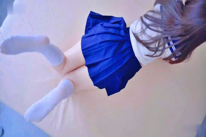 极品萝莉美乳粉鲍火爆新人白虎网红JK制服少女被爸爸干到中出内射 淫语不断