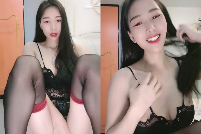 烈焰红唇性感美女!黑丝包臀裙!扭腰包臀换装,揉捏奶子,翘起屁股掰穴,极度诱惑